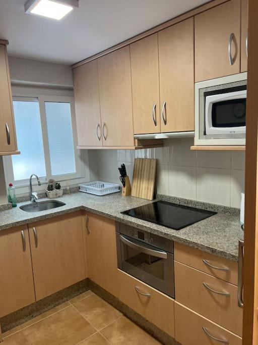 Apartamento Monika Playa Y Grau غانديا المظهر الخارجي الصورة